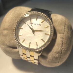 Michael Kors MK3139 Women's Stainless Steel Rhinestone Iridescent Dial Watch  SM